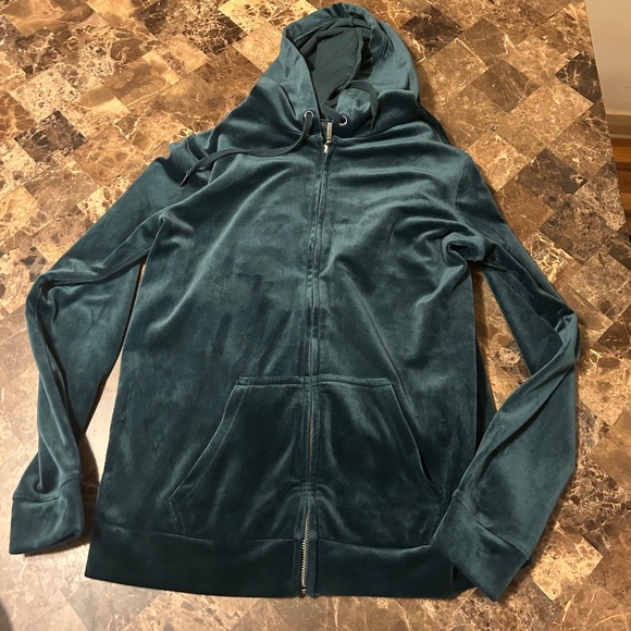 Dolce Vida Velour Lounge Set - Picture 2 of 6